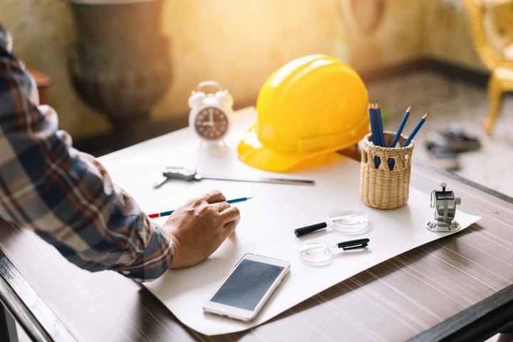 Cost and benefits of construction estimating software