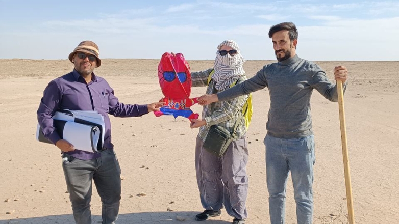 Completing-the-fieldwork-in-a-desert-environment-4